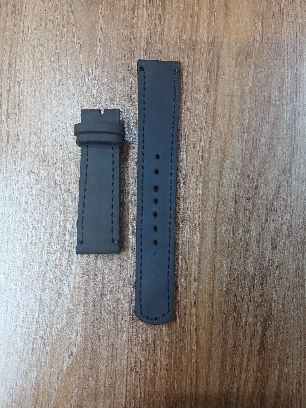 Handcrafted Full Grain Leather Watch Strap – Classic, Durable & Stylish Replacement Band (Black, Brown, Dark Brown Options)